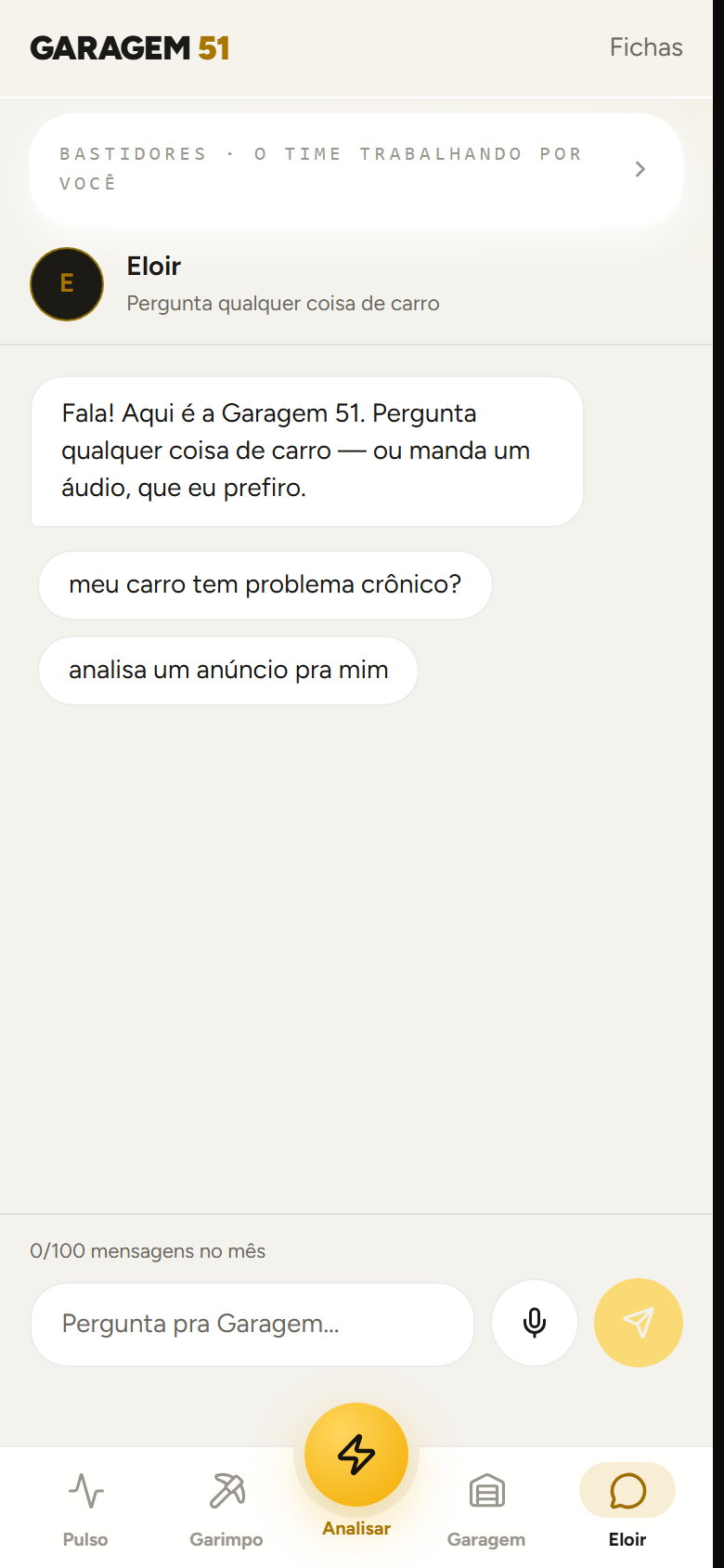 Tela real do Eloir de Bolso: chat do aplicativo com sugestões de perguntas sobre carro